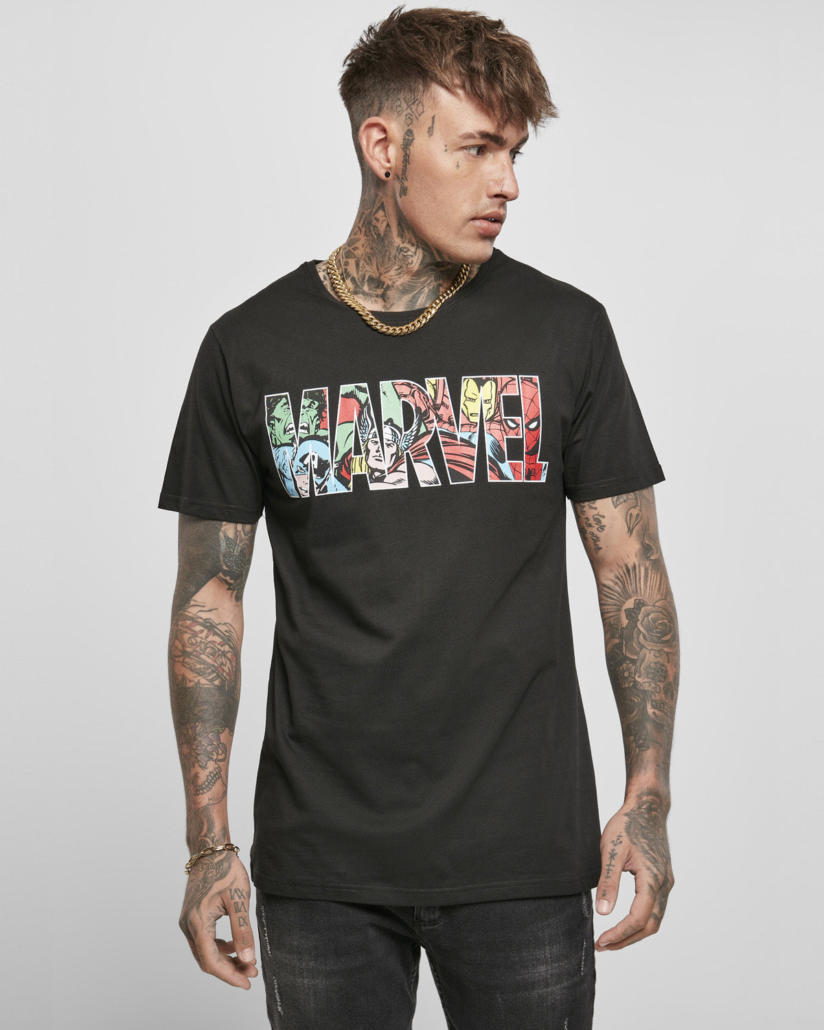 Urban Classics Marvel logo t-paita - Musta 5XL