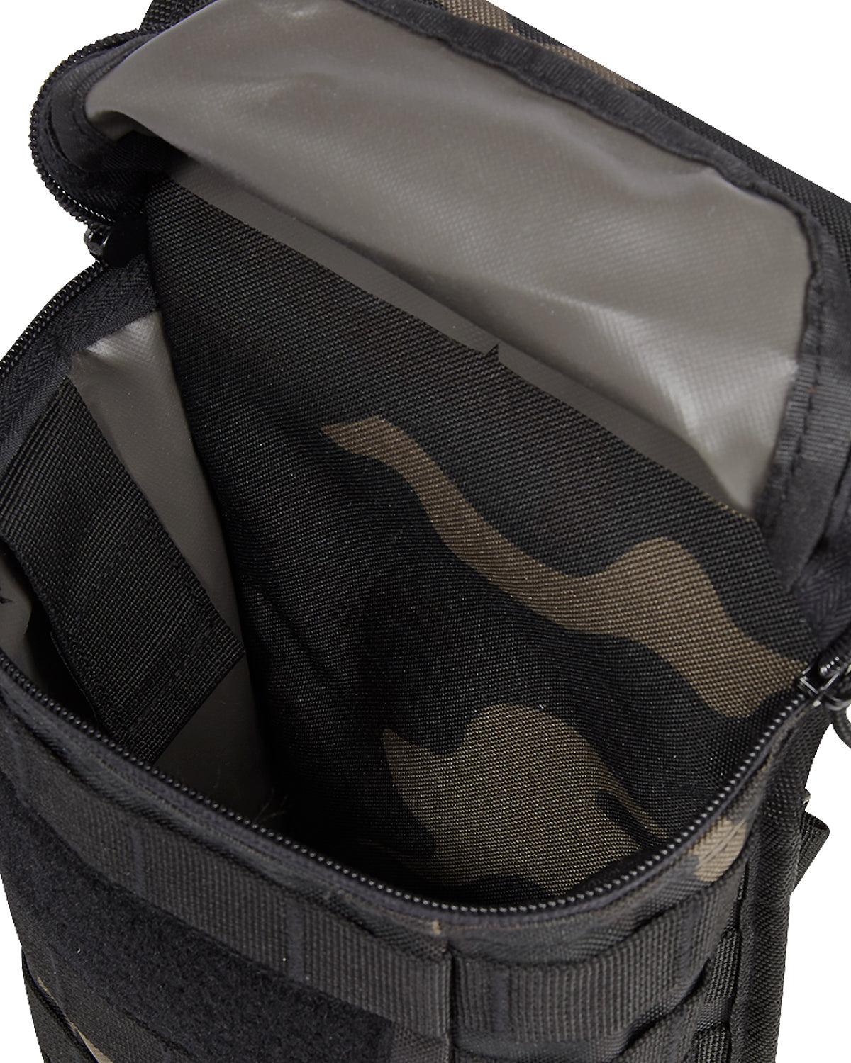 Brandit Side VO2 reisilaukku - Tumma camo