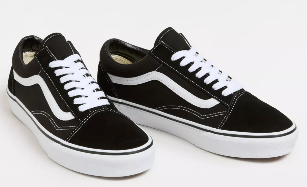 Vans UA Old Skool Low tennarit - Musta/Valkoinen
