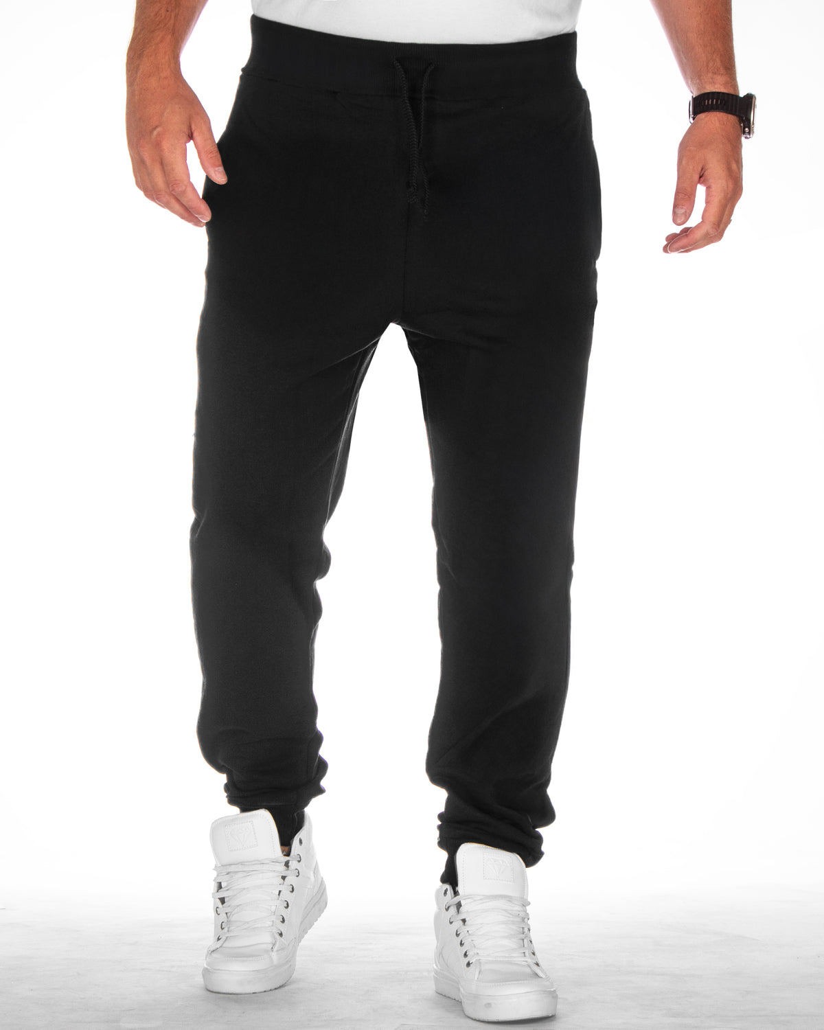 Disturb Clothing Nordic collegehousut - Musta