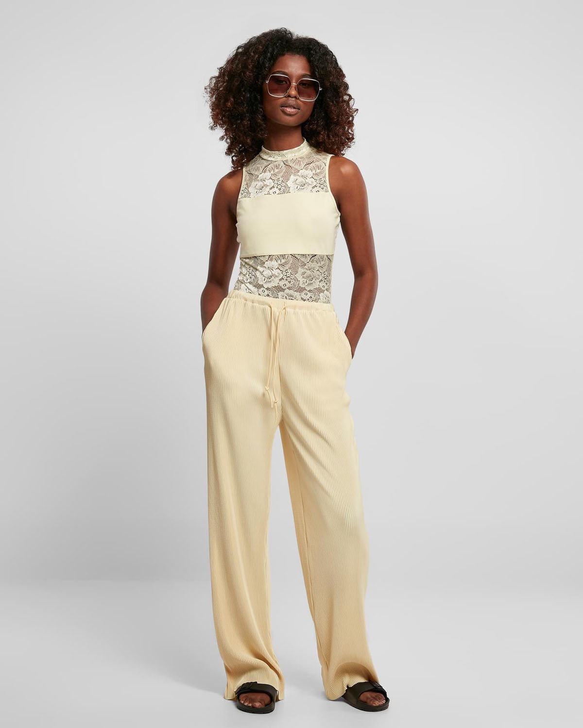 Urban Classics Laces body - Keltainen XL