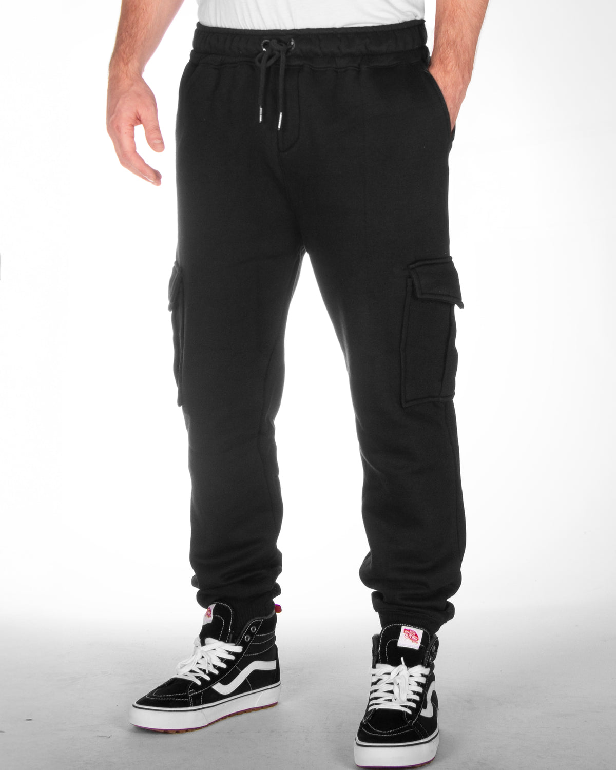Disturb Clothing Disturb cargo collegehousut - Musta