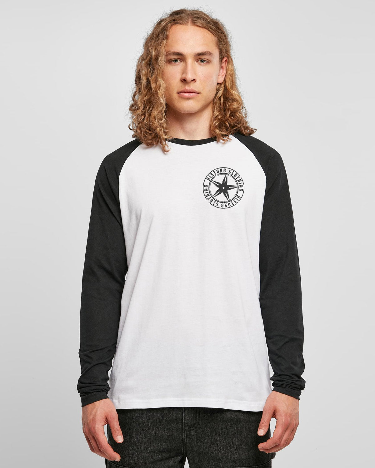 Disturb Clothing Black star chest raglan pitkähihainen - Valkoinen/Musta 5XL