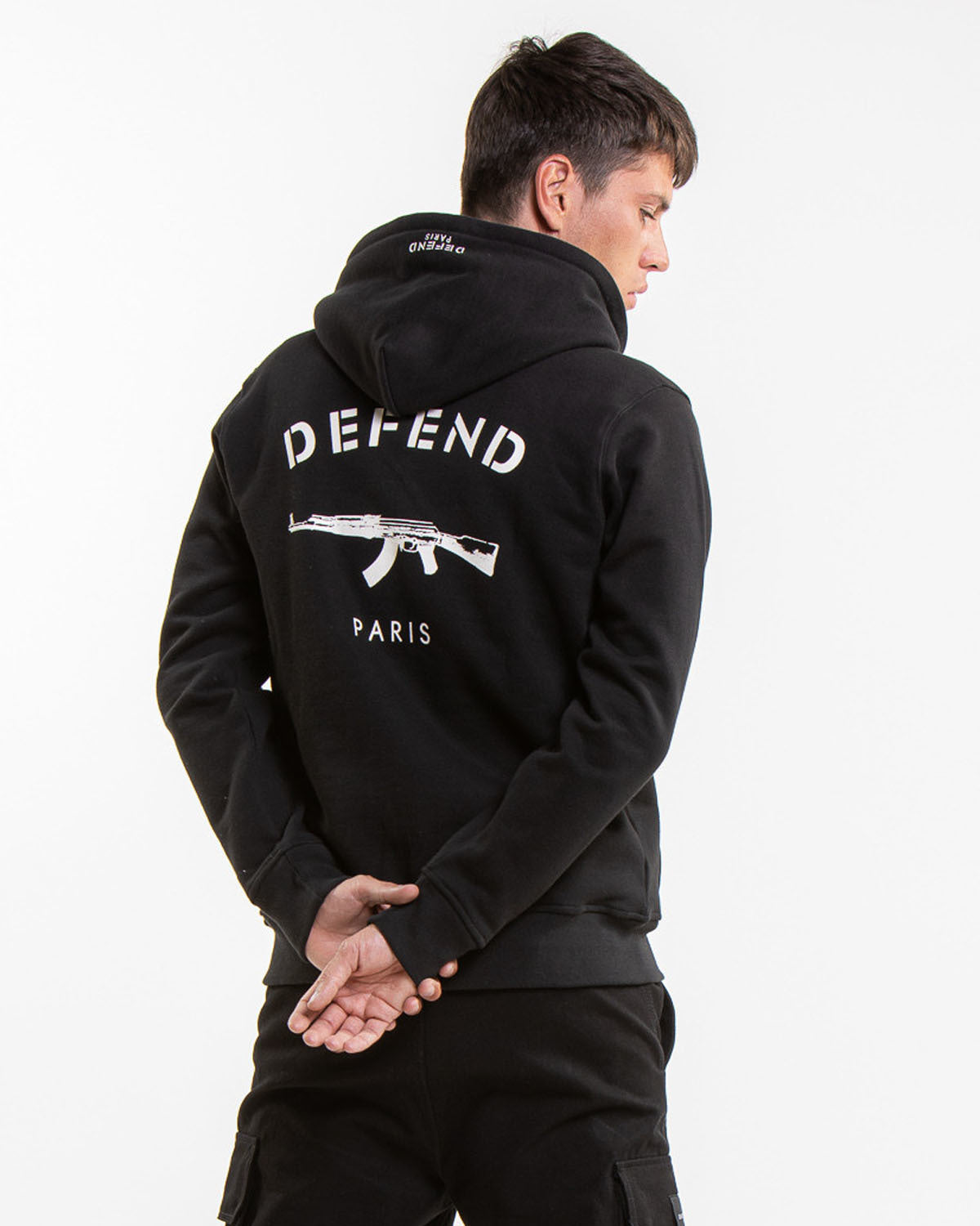 Defend Paris vetoketjuhuppari - Musta