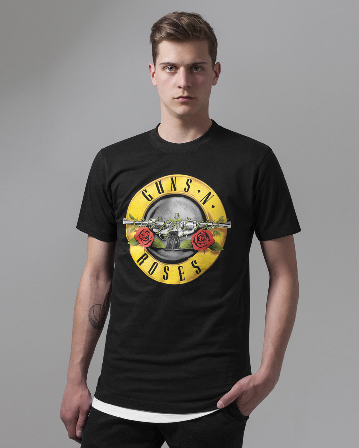Urban Classics Guns n' Roses t-paita - Musta