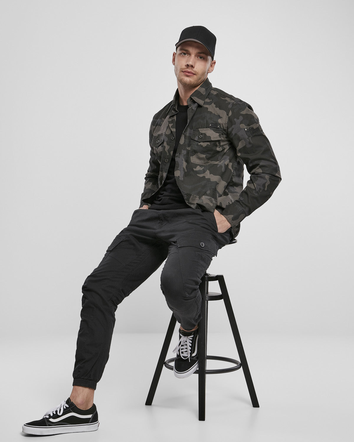 Brandit Slim worker kauluspaita - Tumma camo